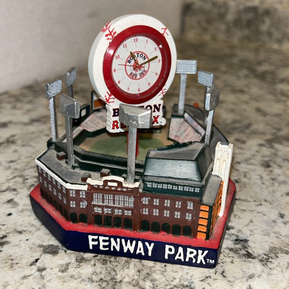 Boston Red Sox Fenway Park Vintage Collectors Stadium Clocks Mini‎ Stadium